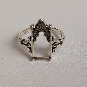 Second-hand women's classic silver ring